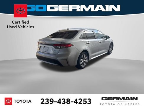 Used 2021 Toyota Corolla LE image 7
