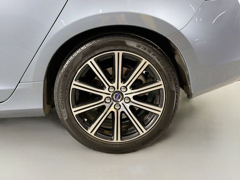 Used 2018 Volvo S60 T5 Inscription Platinum FWD image 30