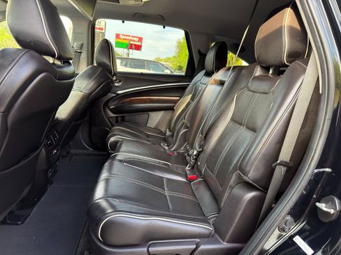 Used 2017 Acura MDX SH-AWD image 11