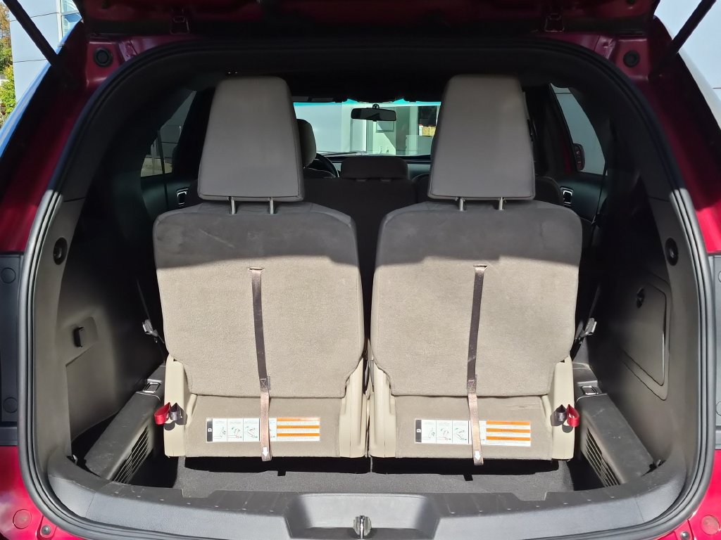 Used 2013 Ford Explorer 4WD image 38