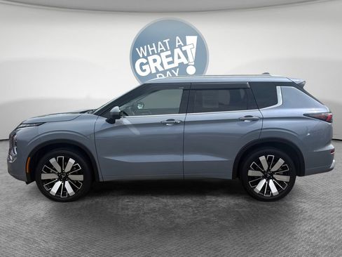 Used 2025 Mitsubishi Outlander SEL AWD/4WD image 7
