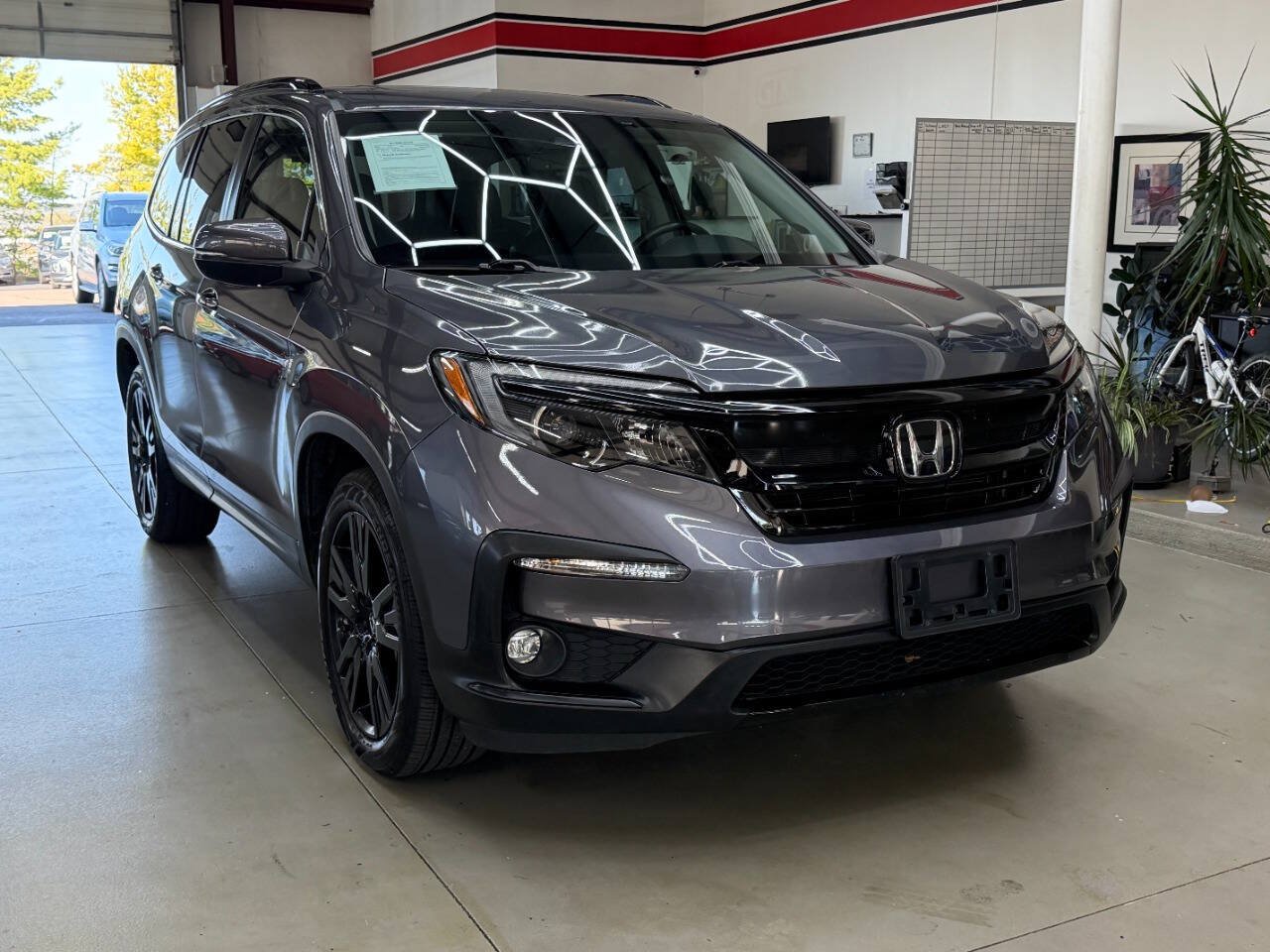 Used 2022 Honda Pilot Special Edition image 1