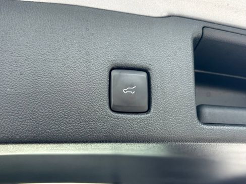 Used 2023 Ford Escape Active FWD image 18