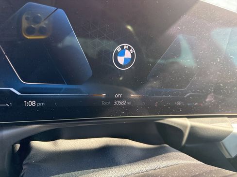 Used 2023 BMW 330i Sedan w/ M Sport Package image 6