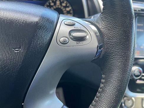 Used 2015 Nissan Murano SL w/ Cargo Package image 23