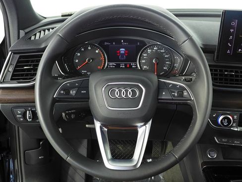 Used 2023 Audi Q5 2.0T Premium image 26