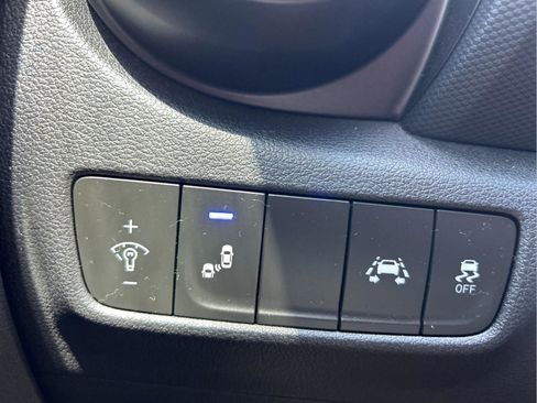 Used 2019 Hyundai Kona SEL w/ SEL Tech Package 02 FWD image 25