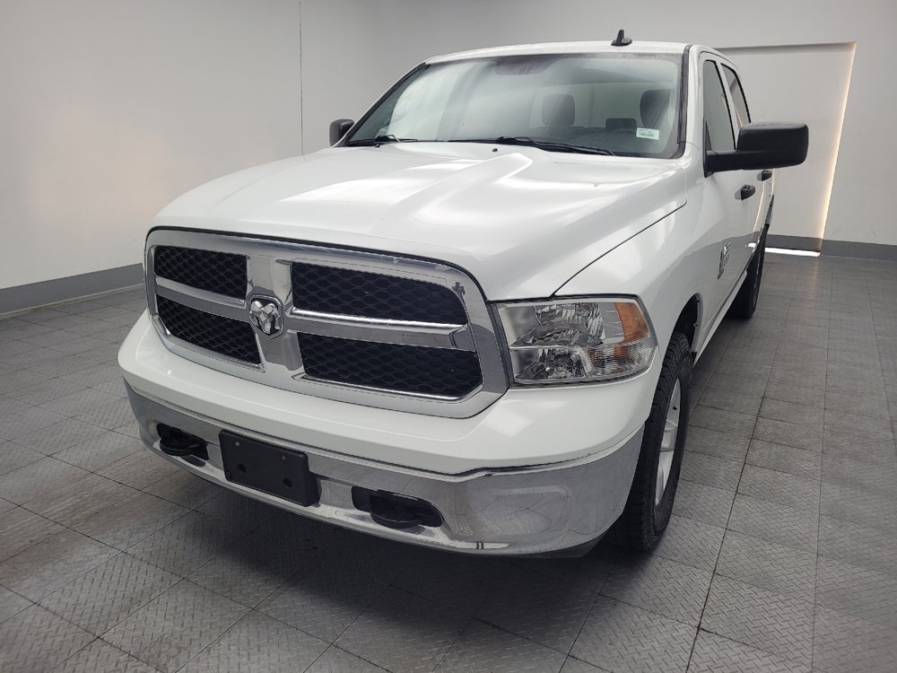 Used 2022 RAM 1500 Classic SLT w/ Electronics Group AWD/4WD image 15