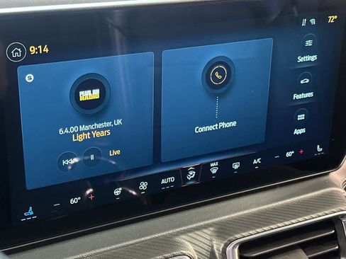 Used 2025 Ford Mustang Premium RWD image 18