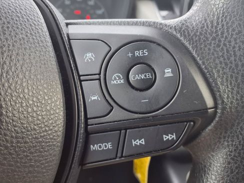 Used 2023 Toyota Corolla LE FWD image 14