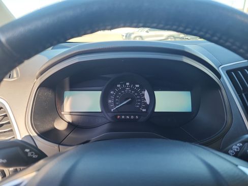 Used 2024 Ford Edge SEL w/ Convenience Package image 10