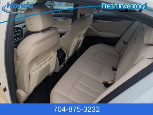 Used 2019 BMW 530i w/ Convenience Package image 13
