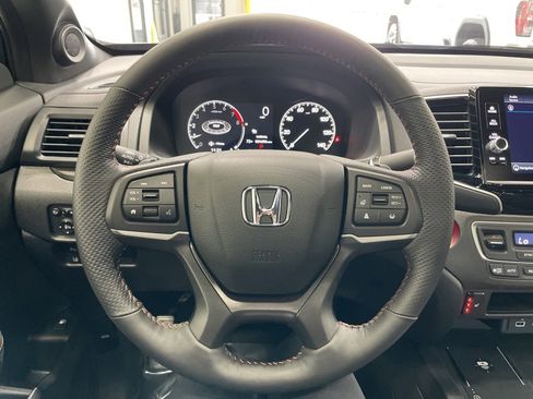 Used 2025 Honda Ridgeline TrailSport image 33