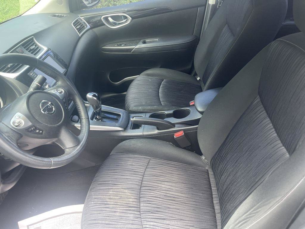 Used 2019 Nissan Sentra SV FWD image 6