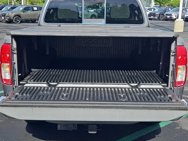 Used 2018 Nissan Frontier SV RWD image 6