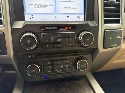 Used 2017 Ford F350 Lariat w/ Chrome Package AWD/4WD image 20