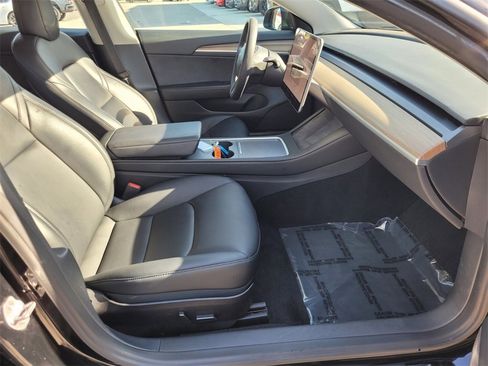 Used 2023 Tesla Model 3 Standard Range image 14