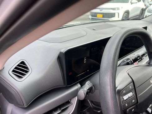 Used 2025 Kia K4 FWD image 33