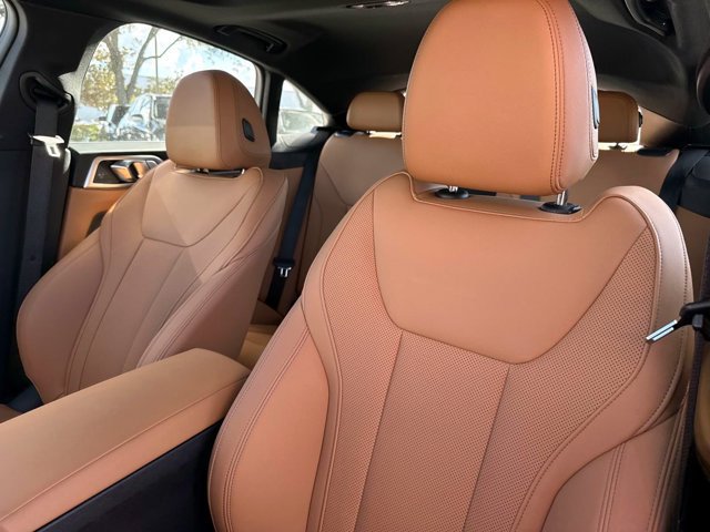 Used 2026 BMW i4 xDrive40i AWD/4WD image 18
