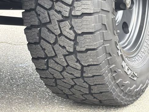 Used 2017 Jeep Wrangler Sport AWD/4WD image 18
