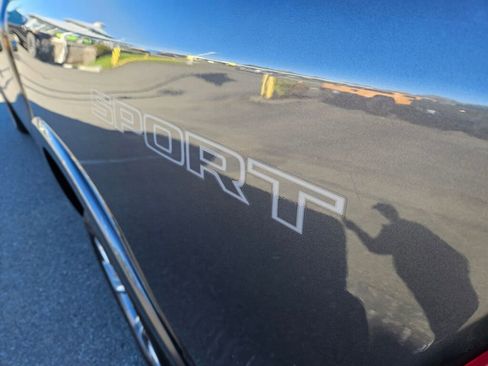 Used 2021 RAM 1500 Laramie w/ Sport Appearance Package image 12