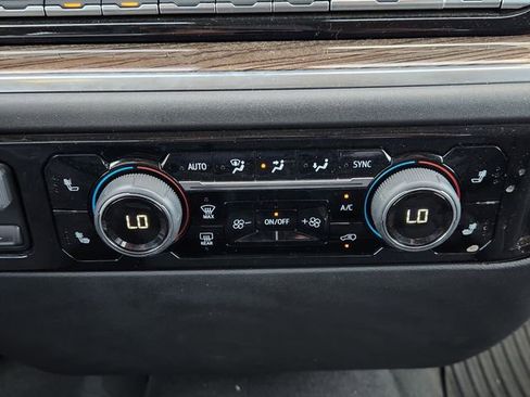 Used 2025 Chevrolet Silverado 1500 LT image 21