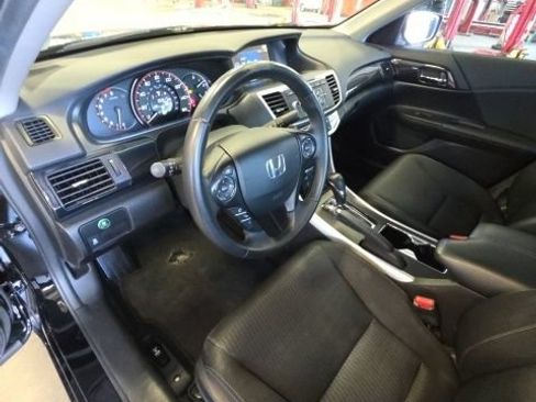 Used 2015 Honda Accord Sport image 11