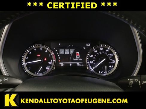 Certified 2022 Toyota Highlander XLE image 11