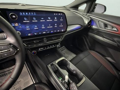 Certified 2026 Chevrolet Equinox EV RS AWD/4WD image 19