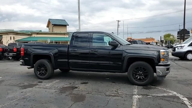 Used 2015 Chevrolet Silverado 1500 LT AWD/4WD image 3