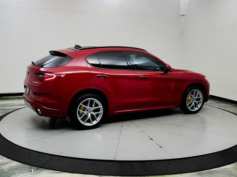 Used 2020 Alfa Romeo Stelvio Ti Sport w/ Quick Order Package 22S Sport AWD/4WD image 5