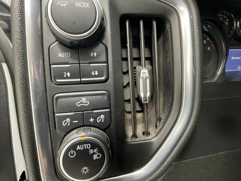 Used 2021 Chevrolet Silverado 1500 LT AWD/4WD image 13