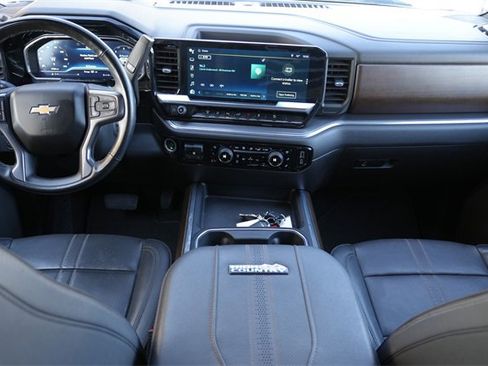 Used 2024 Chevrolet Silverado 2500 High Country w/ Technology Package image 2