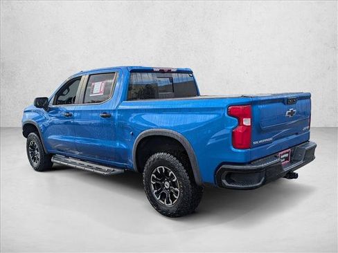 Used 2022 Chevrolet Silverado 1500 ZR2 w/ Technology Package image 7