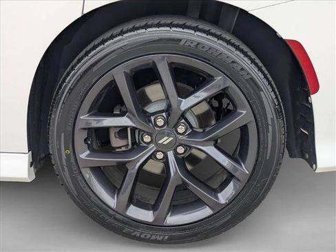 Used 2020 Dodge Charger R/T w/ Blacktop Package image 24