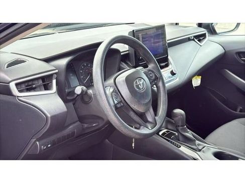 Used 2024 Toyota Corolla LE FWD image 10