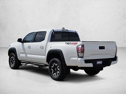 Used 2022 Toyota Tacoma TRD Off-Road w/ TRD Premium Off Road Package AWD/4WD image 8