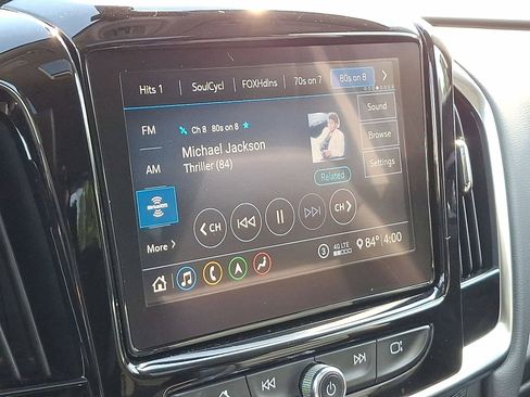 Used 2021 Chevrolet Traverse Premier AWD/4WD image 14
