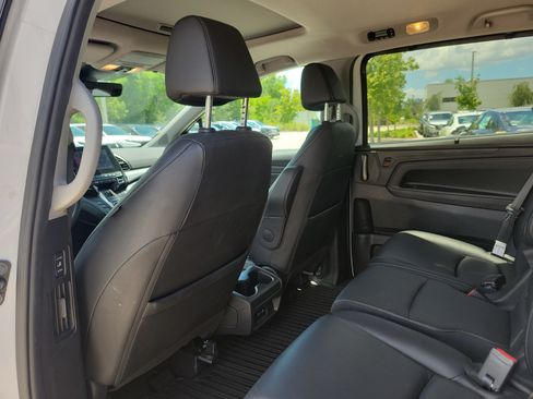 Used 2024 Honda Odyssey EX-L image 14