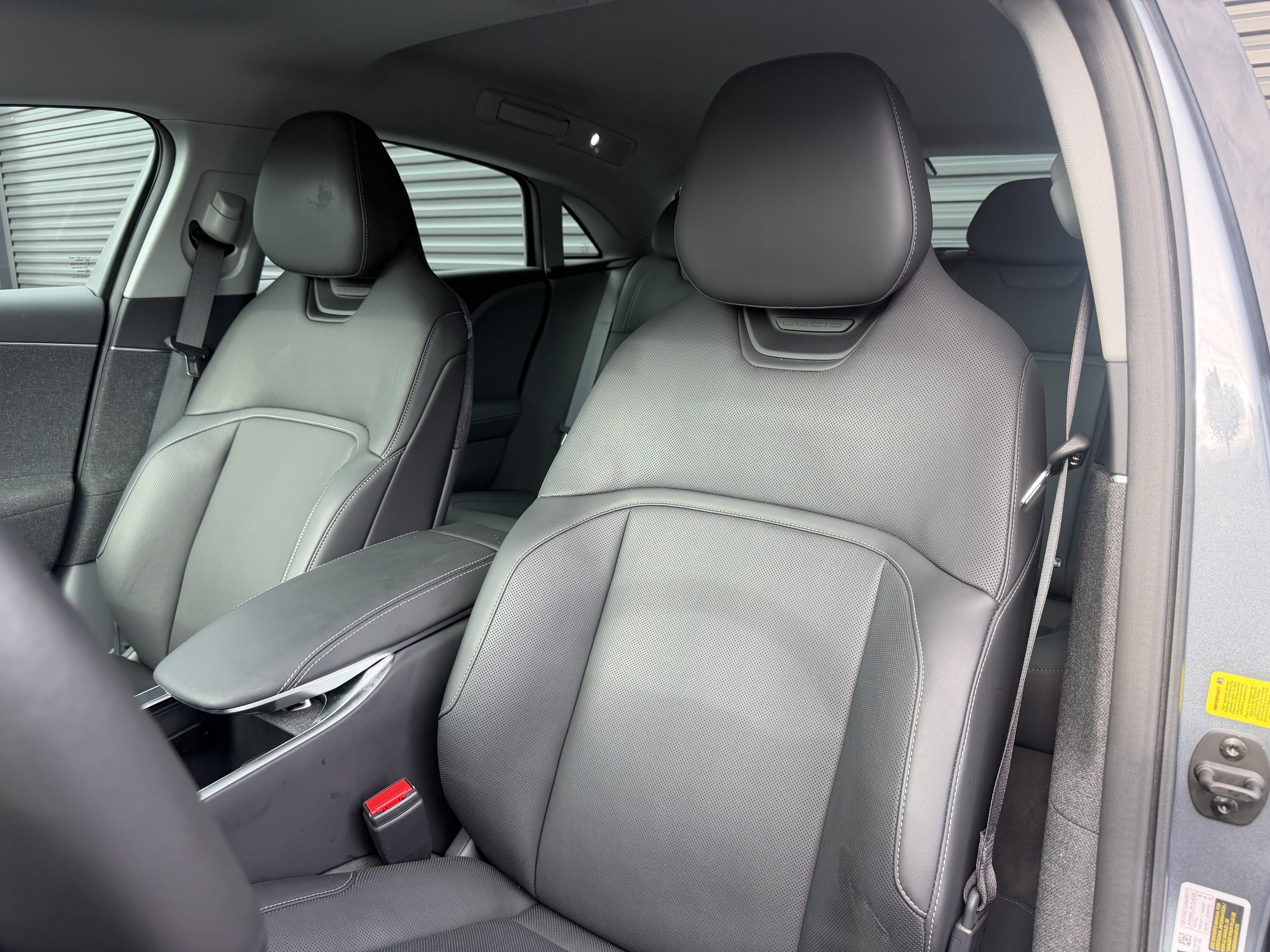 Used 2025 Lucid Air Pure RWD image 12