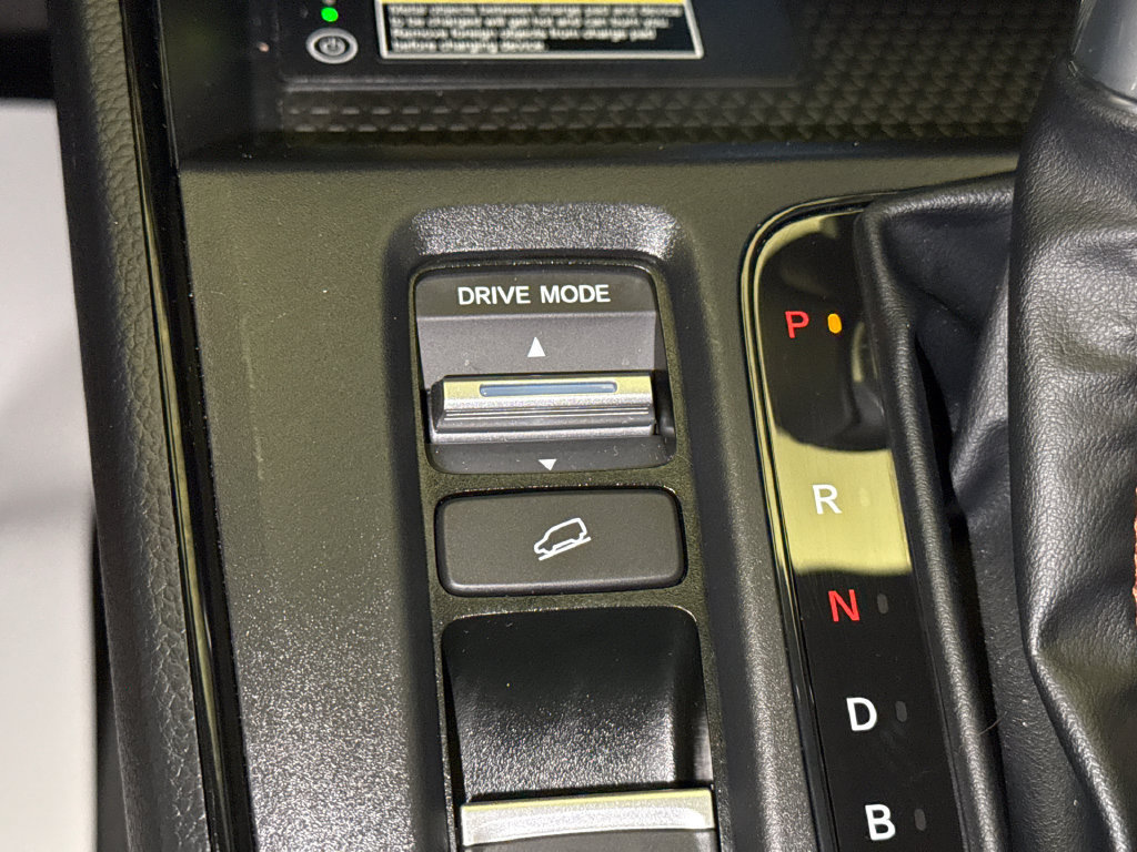 Used 2025 Honda CR-V Sport Touring image 32