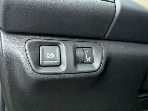 Used 2023 GMC Acadia AT4 w/ Preferred Package image 22