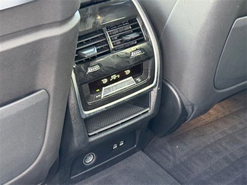 Used 2023 BMW X7 xDrive40i image 21