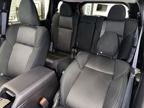 New 2026 Mitsubishi Outlander ES FWD image 31