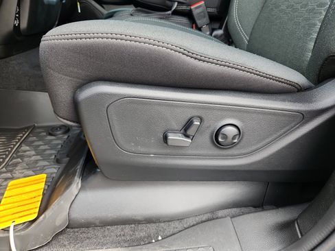 New 2025 RAM 1500 Big Horn image 14