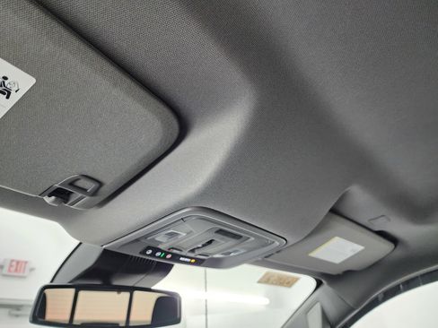 Used 2025 Chevrolet Silverado 2500 LT w/ Trail Boss Package image 13