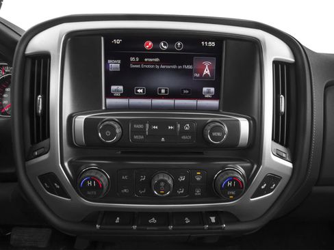 Used 2015 GMC Sierra 2500 Denali w/ Duramax Plus Package AWD/4WD image 7
