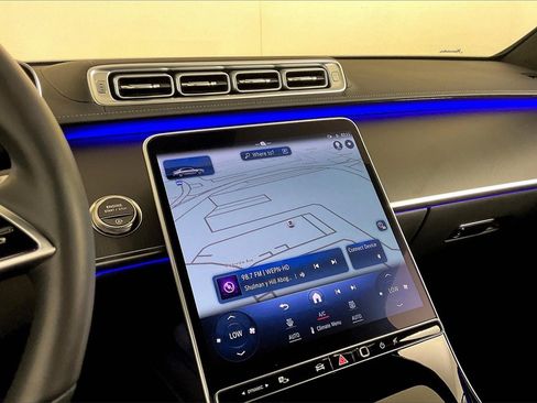 Used 2025 Mercedes-Benz S 580 4MATIC Sedan image 6