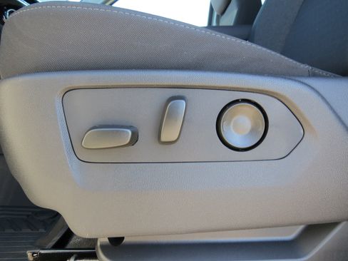 New 2026 Chevrolet Silverado 1500 LT w/ Z71 Off-Road Package image 14