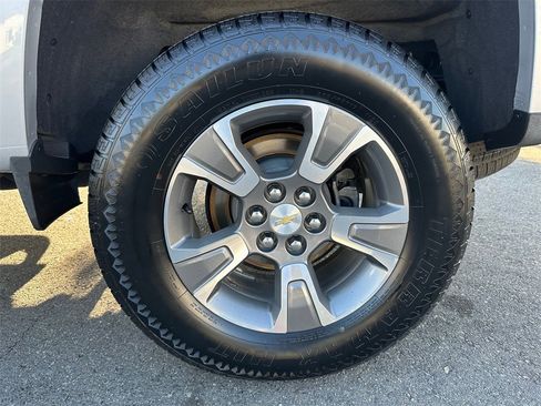 Used 2016 Chevrolet Colorado Z71 image 10
